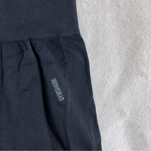 GYMSHARK Flex Cycling Shorts – Black/Charcoal - Picture 2 of 5